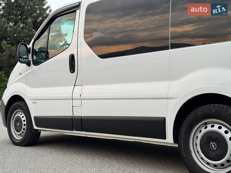 Минивэн Opel Vivaro 2014 в Черновцах