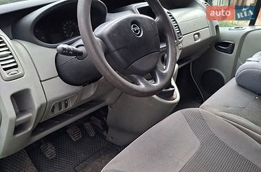 Грузовой фургон Opel Vivaro 2011 в Шаргороде