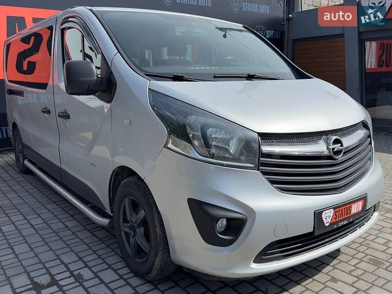Opel Vivaro 2016