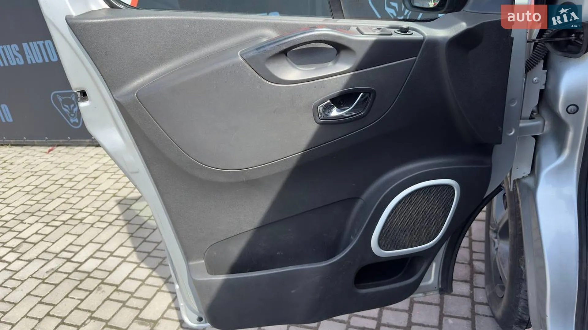 2016 Opel Vivaro - мініатюра 13