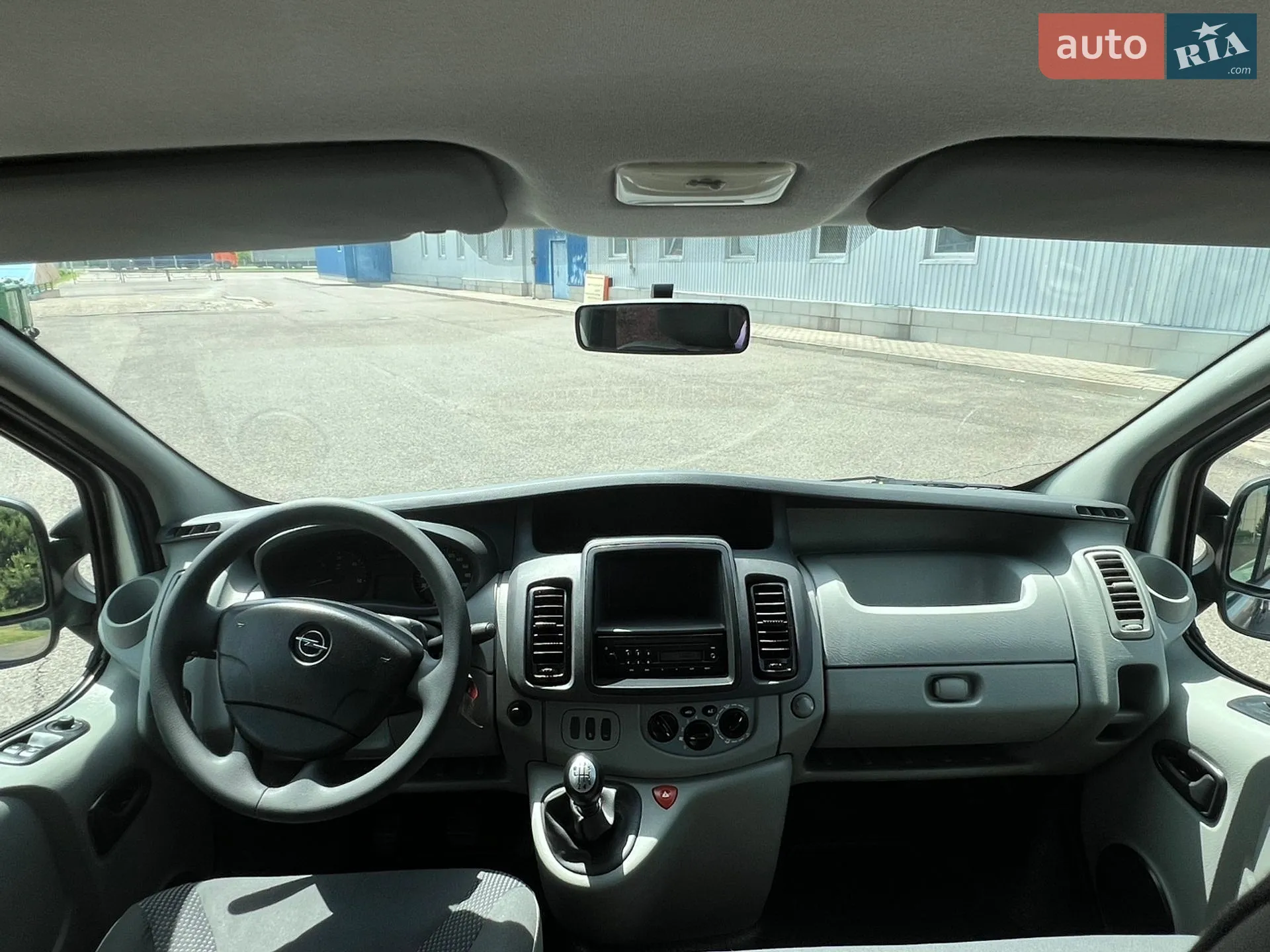2010 Opel Vivaro - мініатюра 51