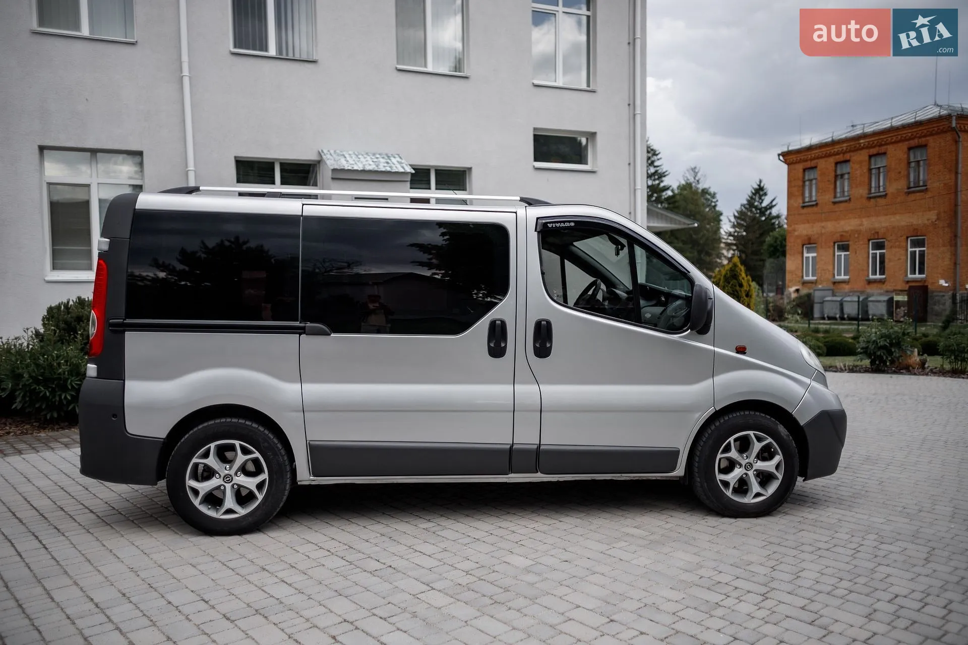 2010 Opel Vivaro - мініатюра 4