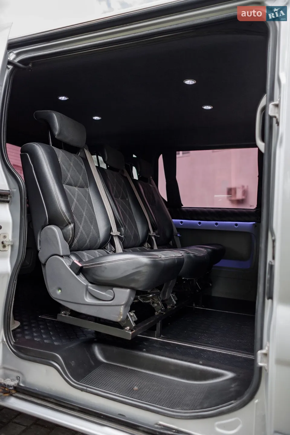 2010 Opel Vivaro - мініатюра 21