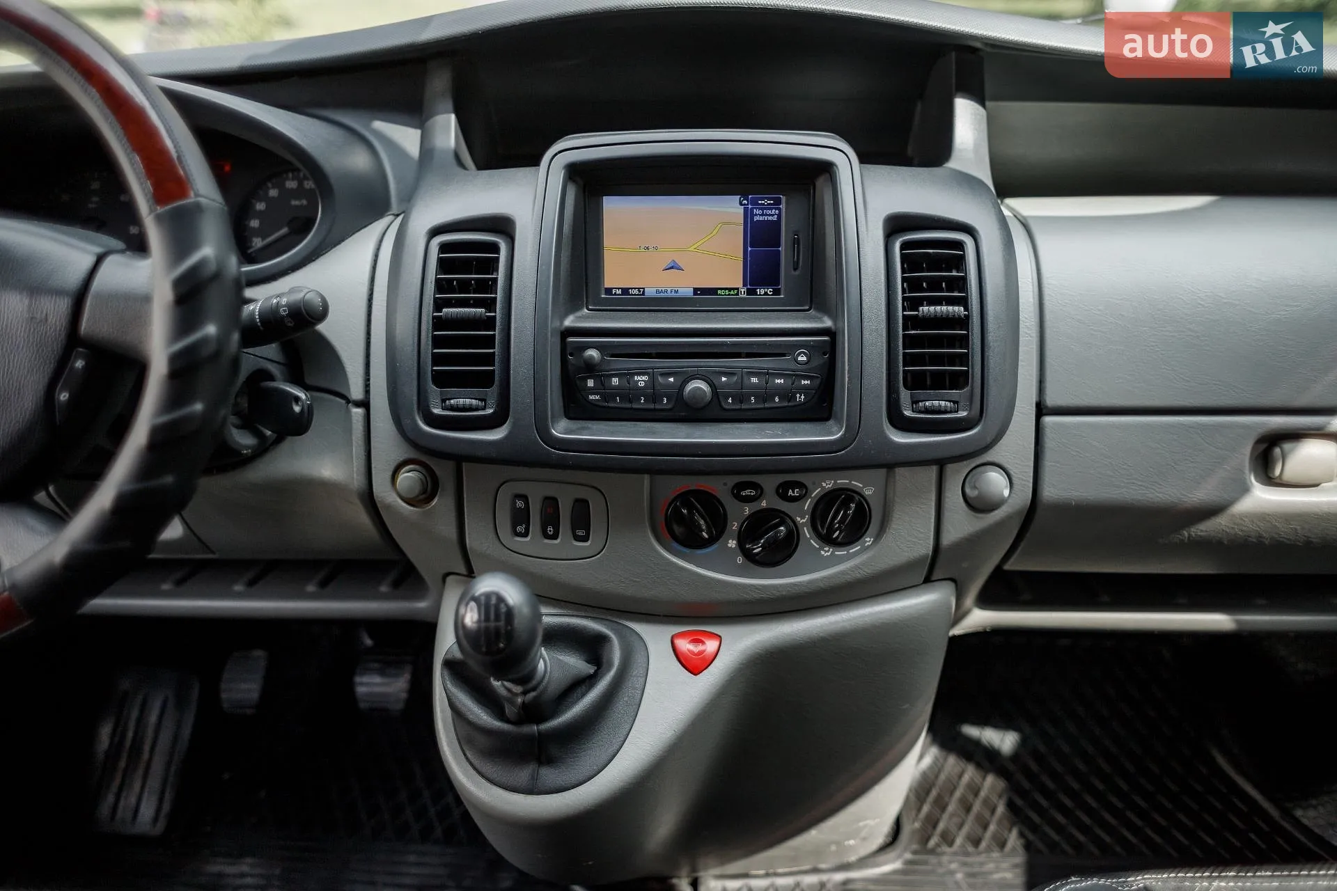 2010 Opel Vivaro - мініатюра 31