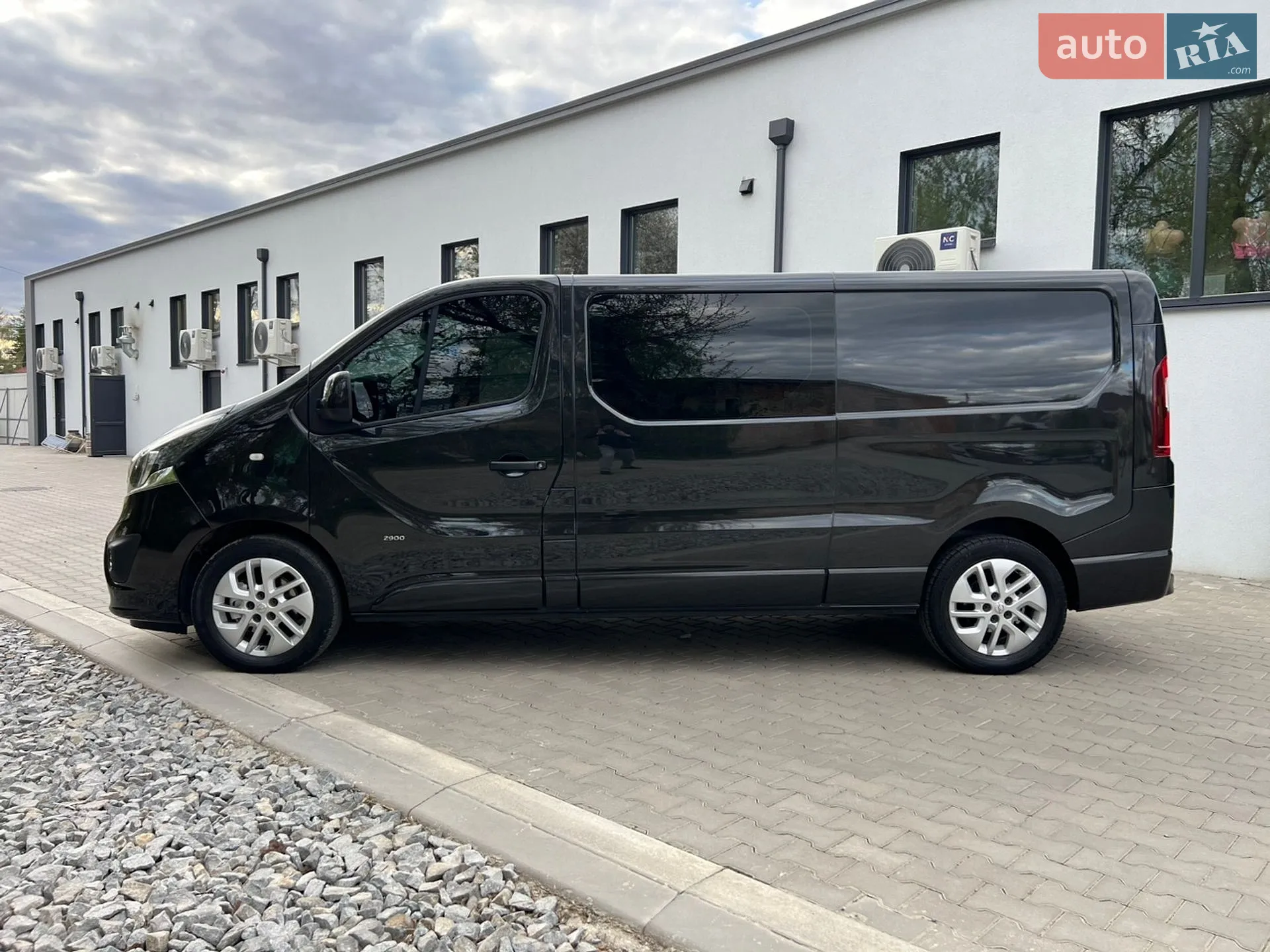 2017 Opel Vivaro - мініатюра 12