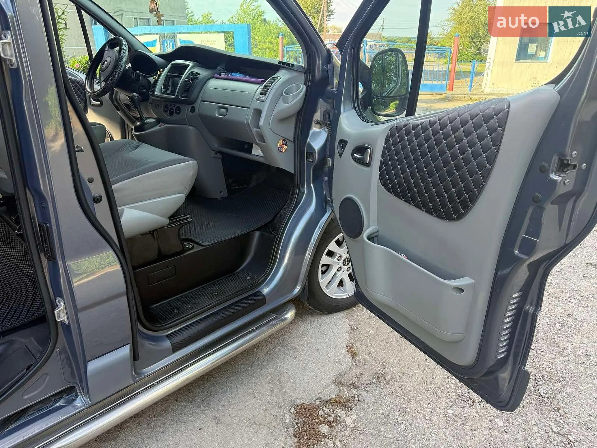 2011 Opel Vivaro - мініатюра 44