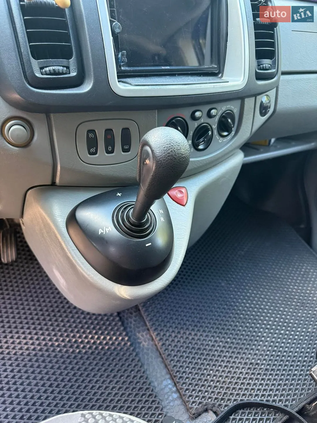 2011 Opel Vivaro - мініатюра 47
