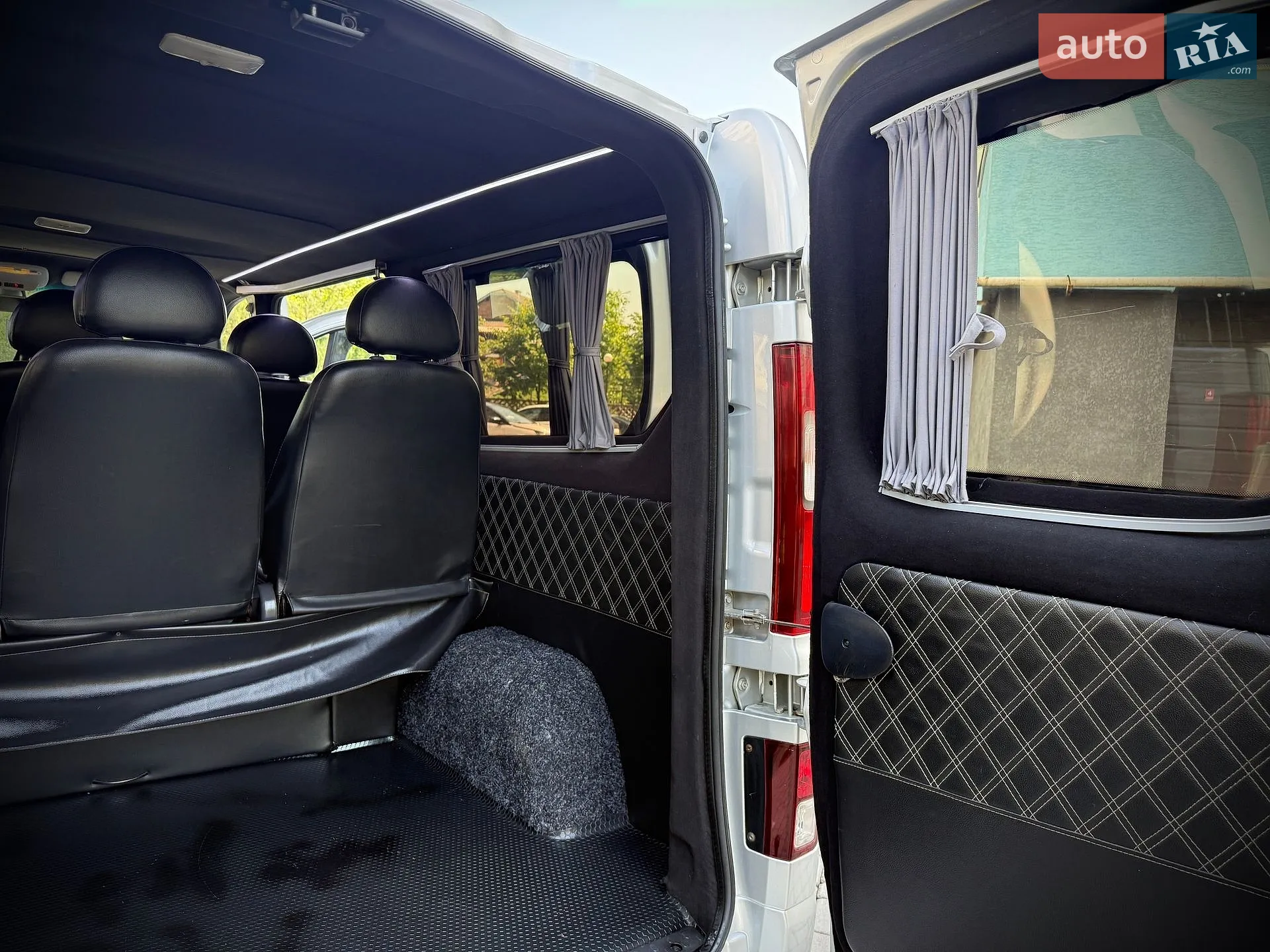 2015 Opel Vivaro - мініатюра 56