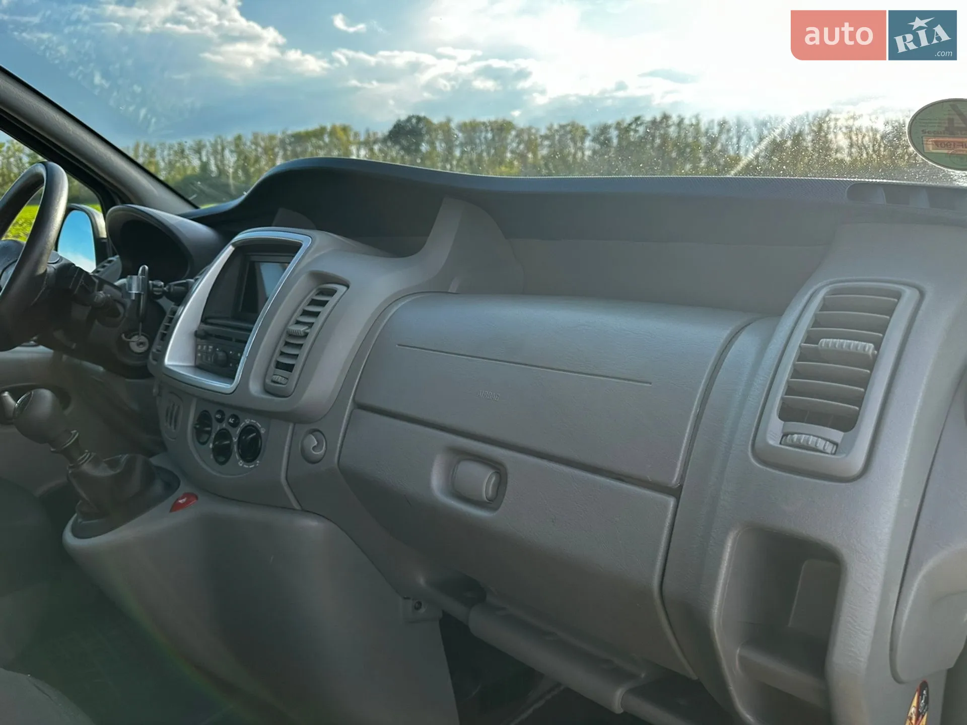 2010 Opel Vivaro - мініатюра 8