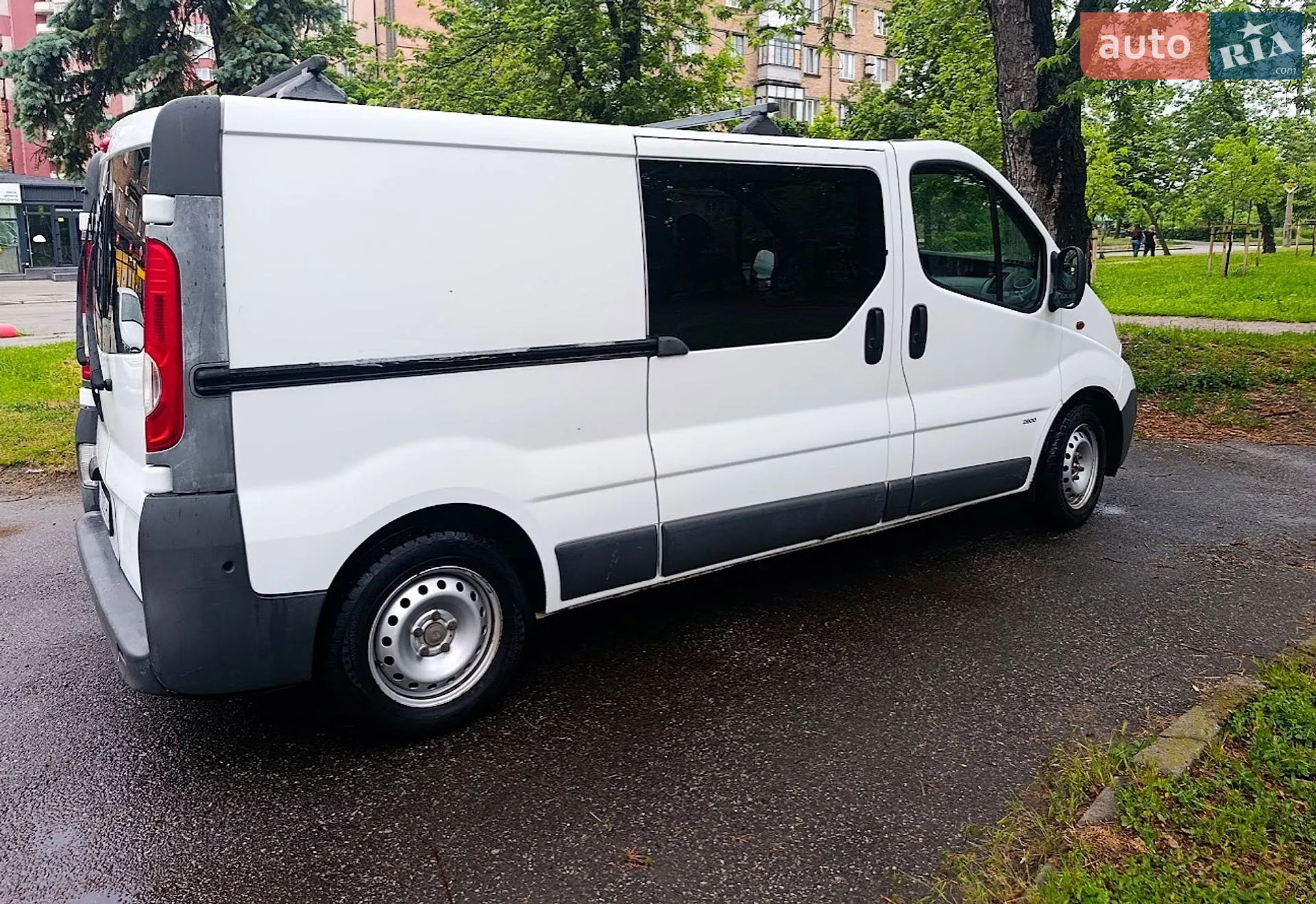 2010 Opel Vivaro - мініатюра 3