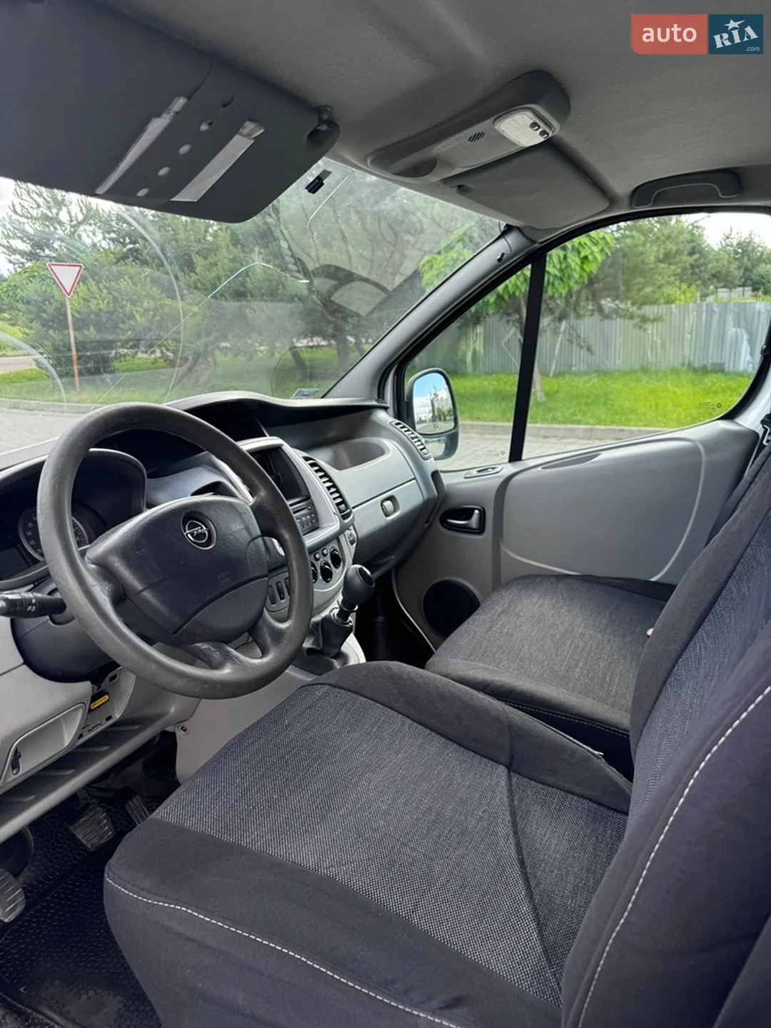 2011 Opel Vivaro - мініатюра 11