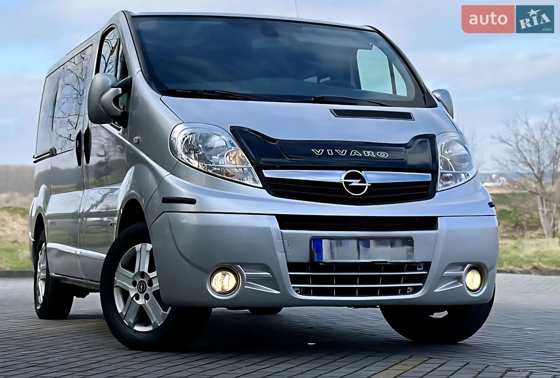 2010 Opel Vivaro - мініатюра 2