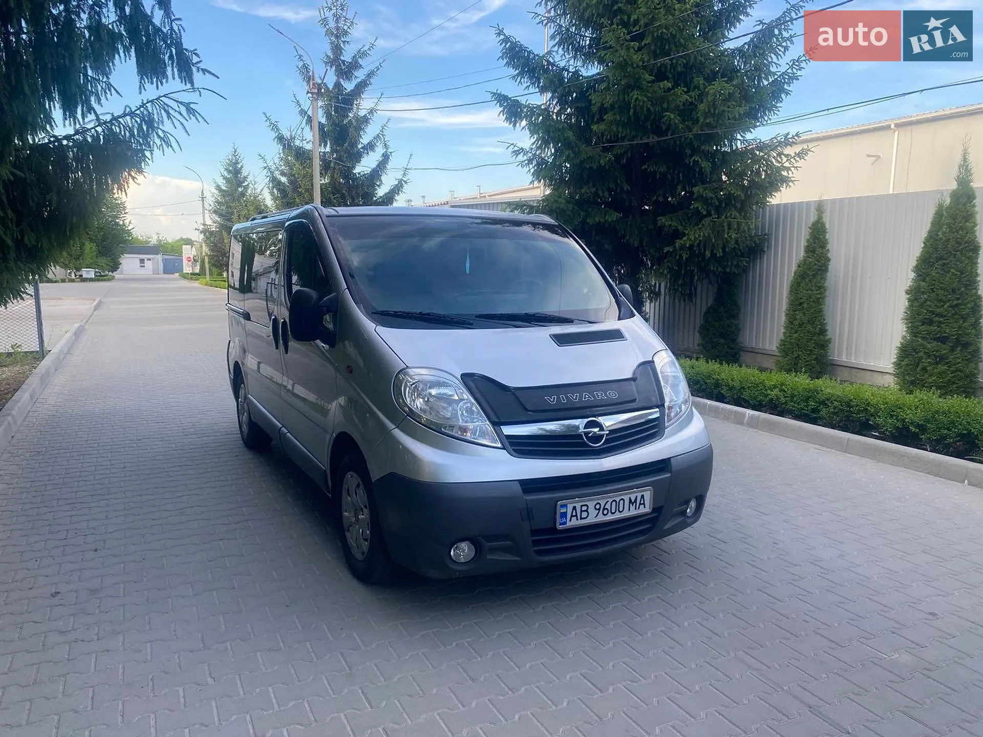 2010 Opel Vivaro - мініатюра 18
