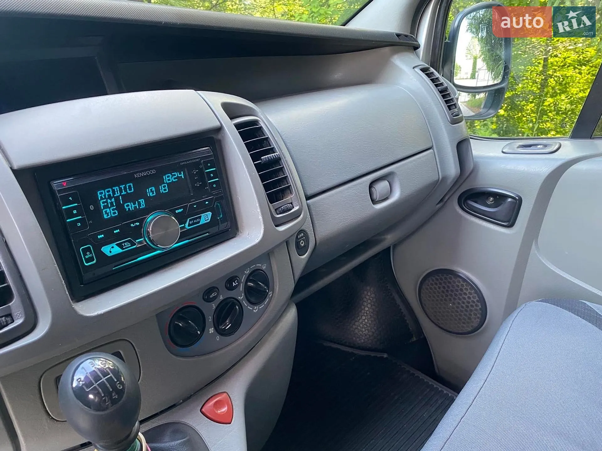 2010 Opel Vivaro - мініатюра 27