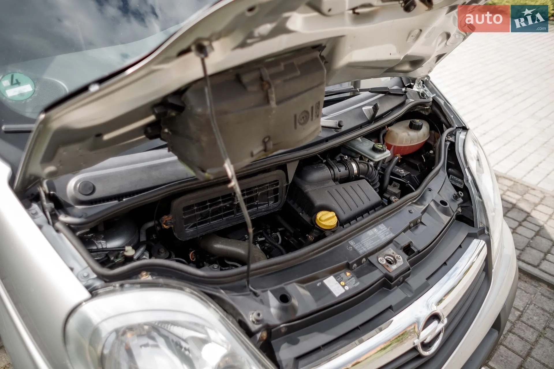 2010 Opel Vivaro - мініатюра 36