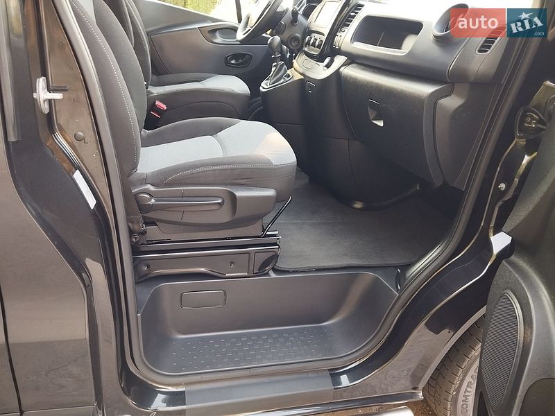 Минивэн Opel Vivaro 2016 в Харькове
