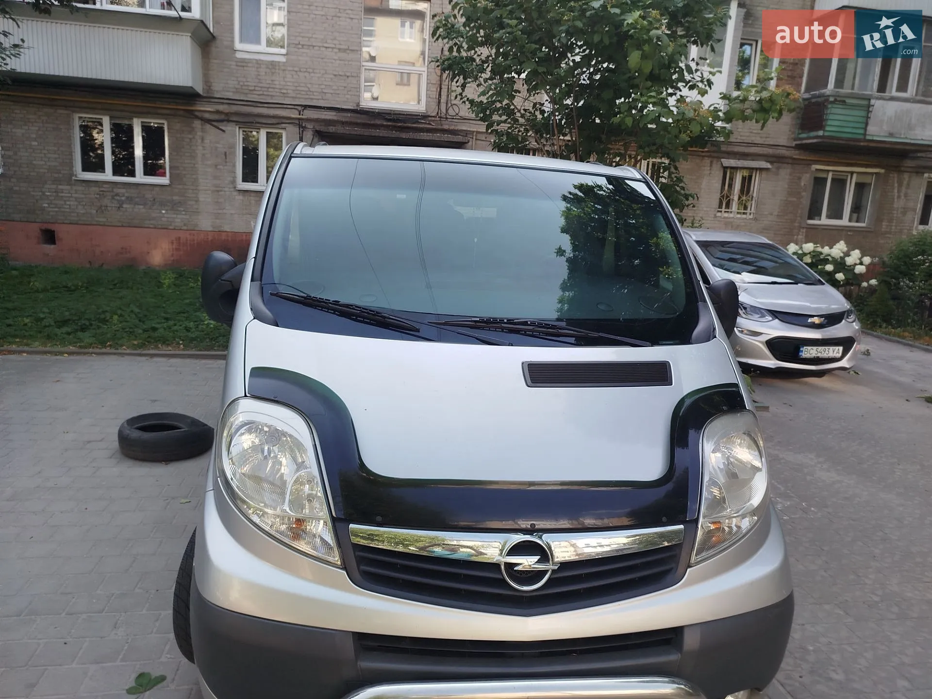 2010 Opel Vivaro - фото 1