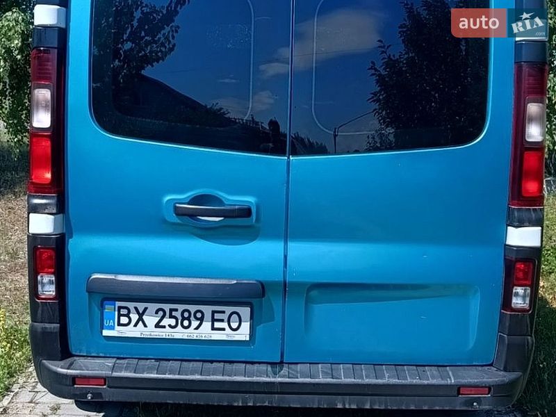 Вантажний фургон Opel Vivaro 2016 в Черкасах