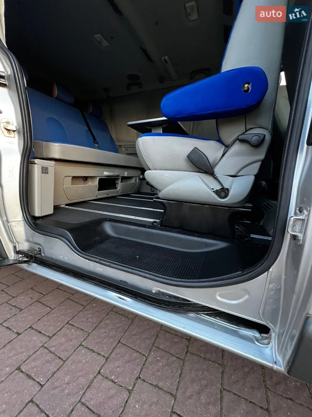 2011 Opel Vivaro - мініатюра 37