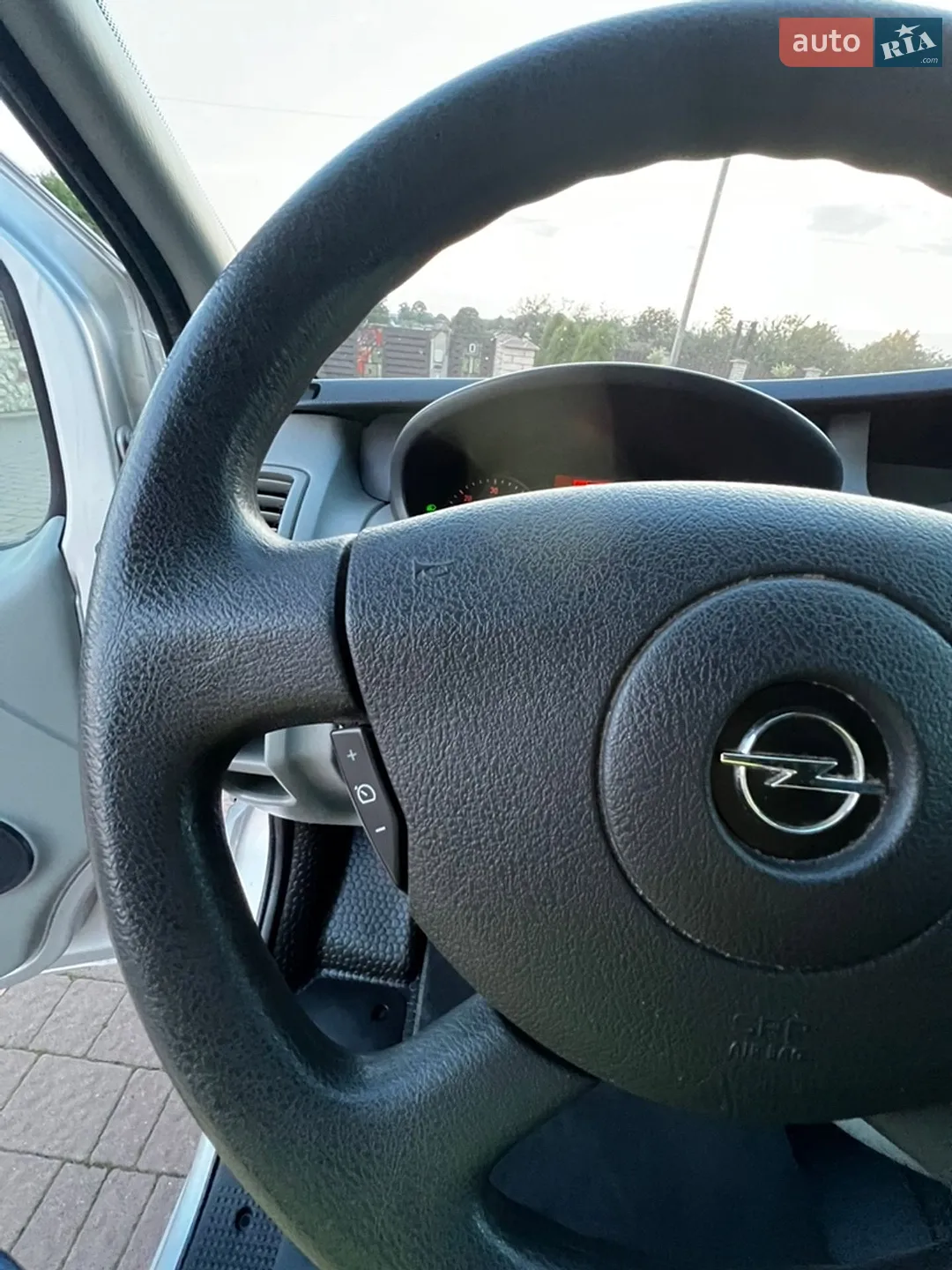 2011 Opel Vivaro - мініатюра 64