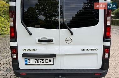 Минивэн Opel Vivaro 2015 в Киеве