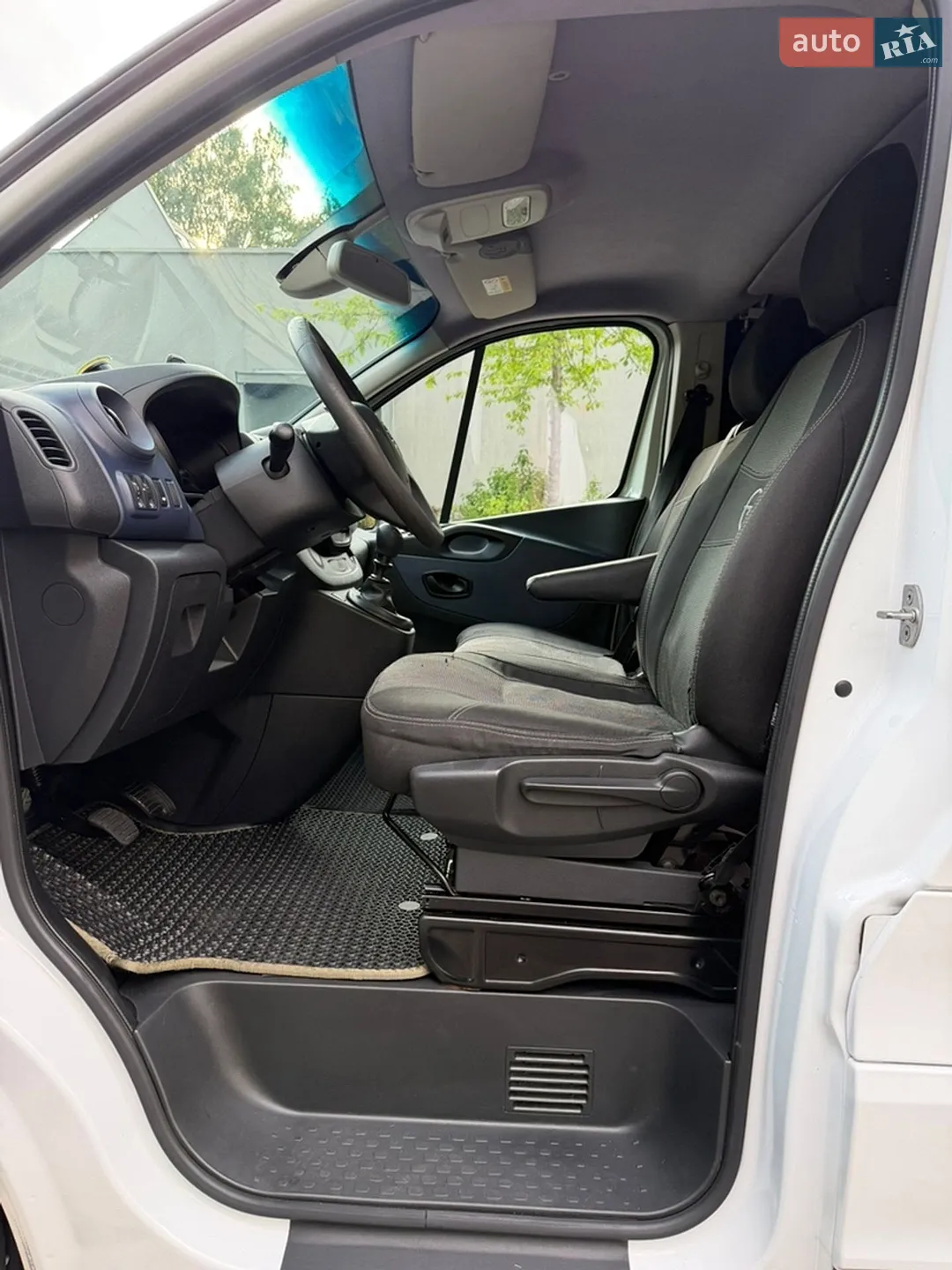 2015 Opel Vivaro - мініатюра 13