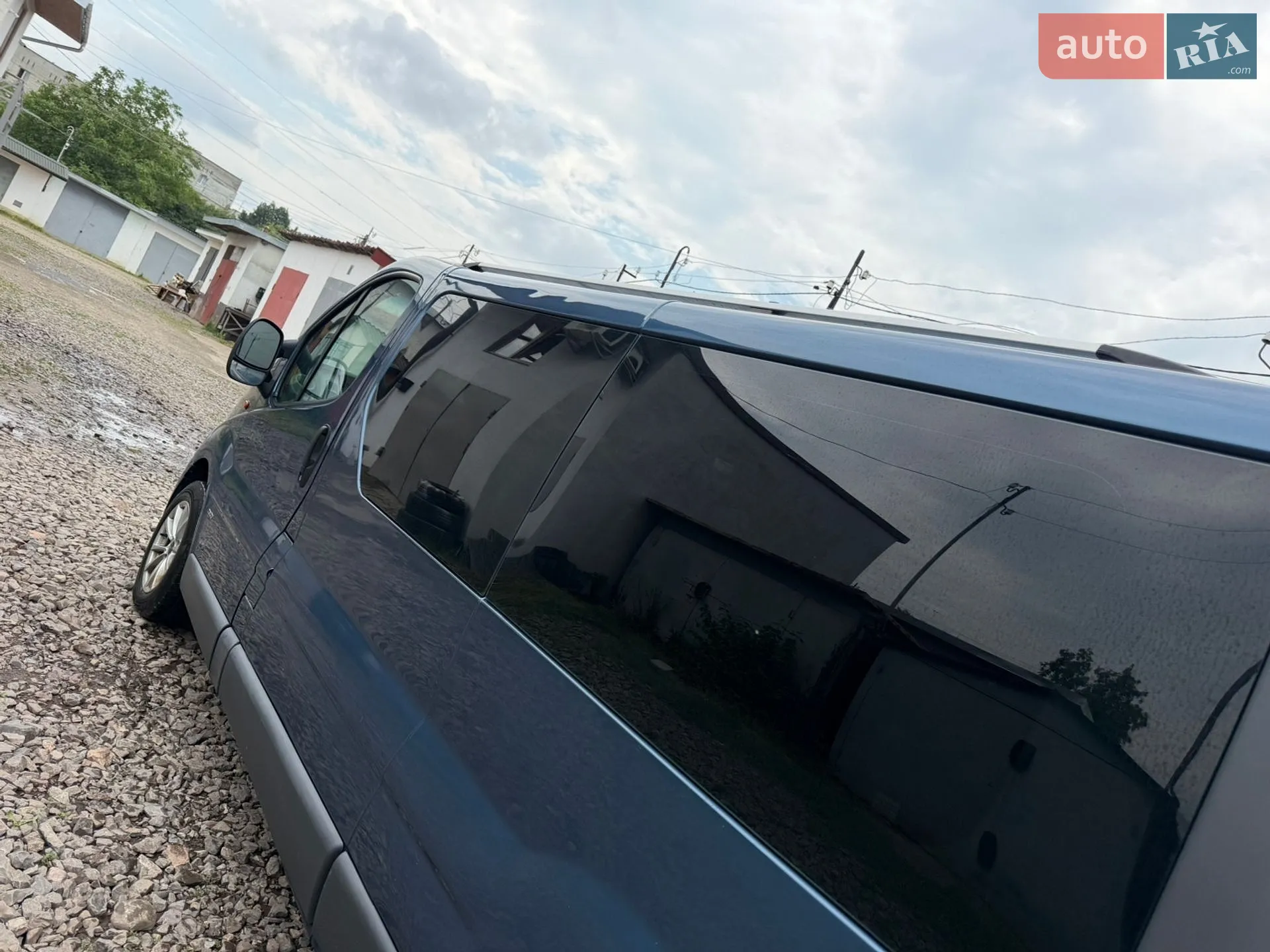 2010 Opel Vivaro - мініатюра 10