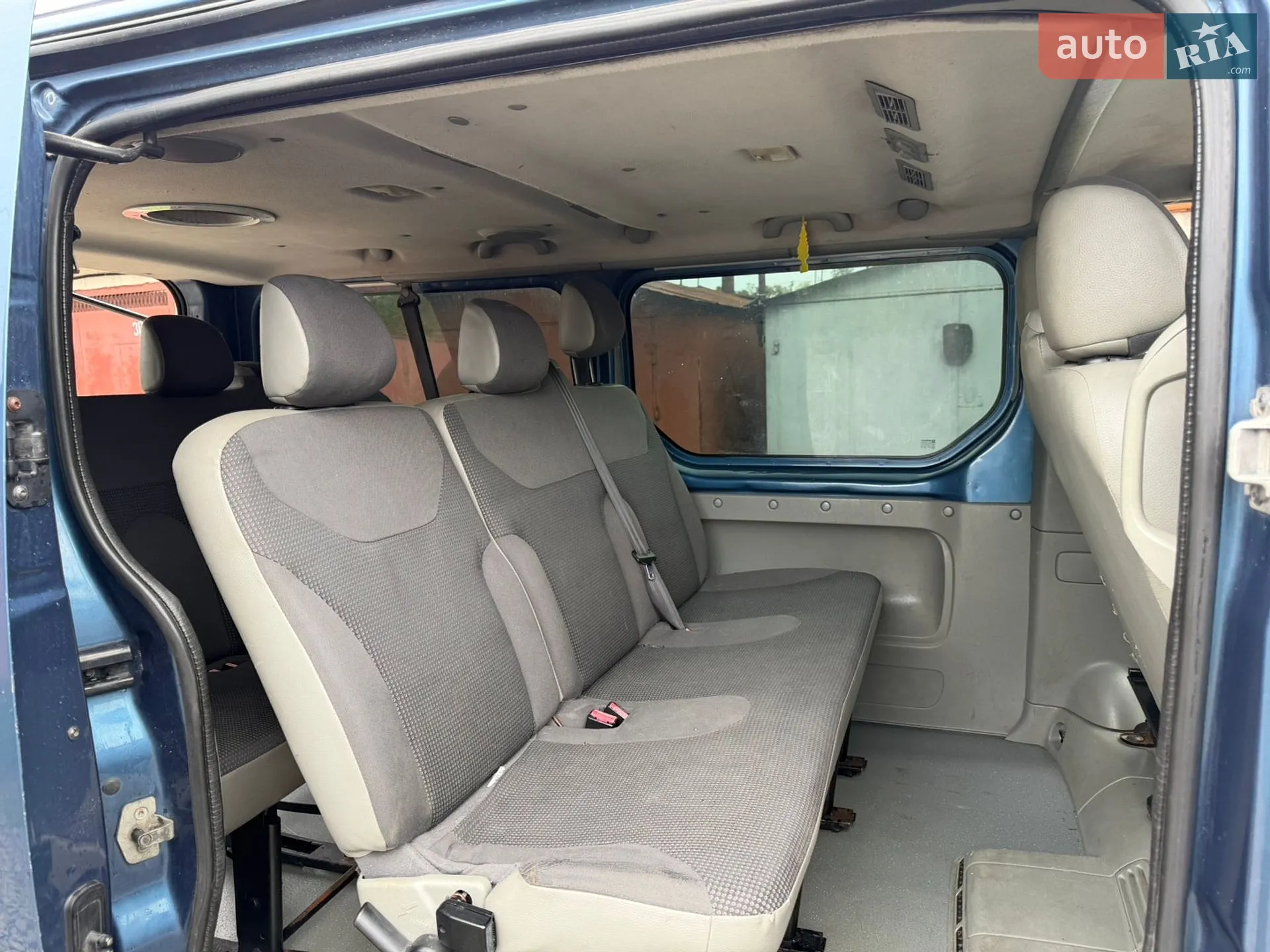2010 Opel Vivaro - мініатюра 27