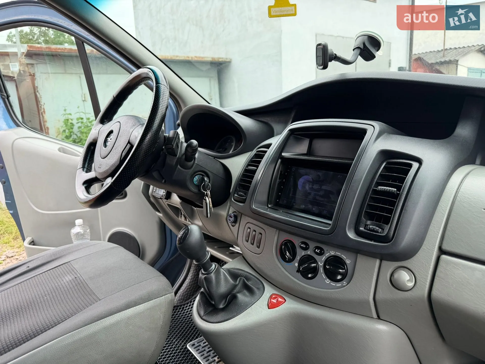 2010 Opel Vivaro - мініатюра 32