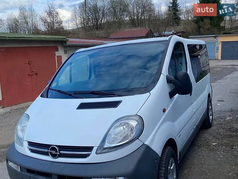 Opel Vivaro 2005