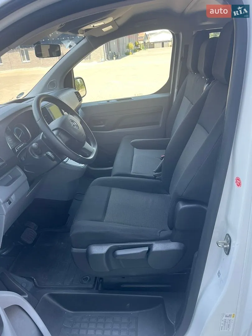 2021 Opel Vivaro - мініатюра 26