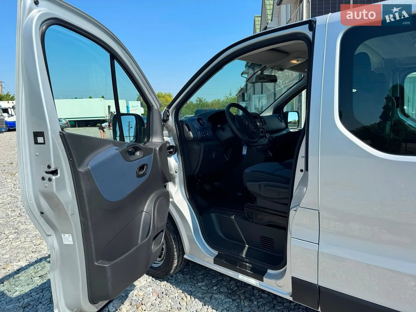 2015 Opel Vivaro - мініатюра 8