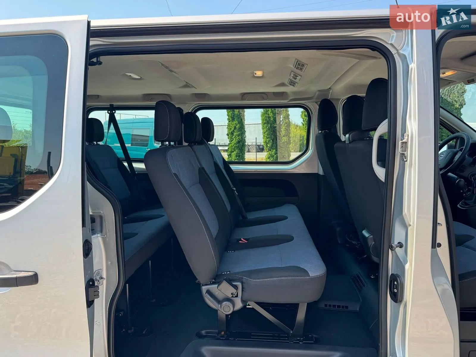 2015 Opel Vivaro - мініатюра 18