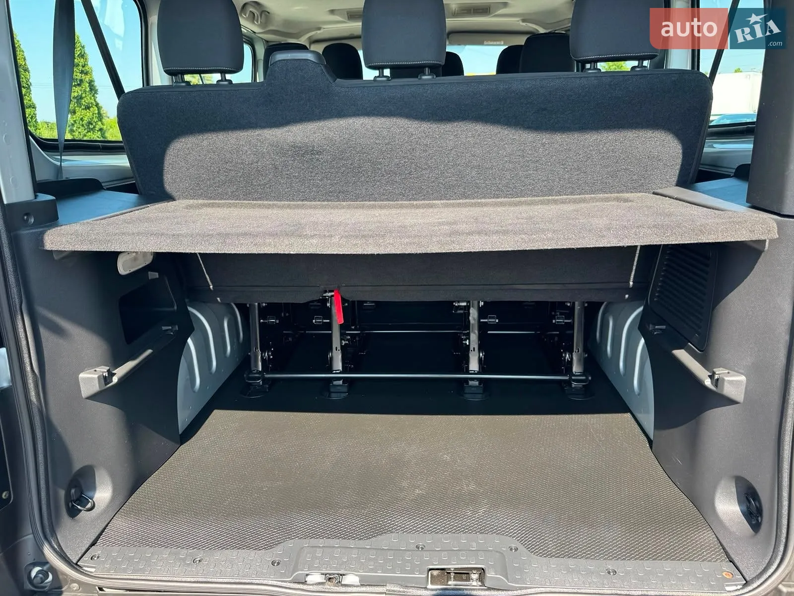 2015 Opel Vivaro - мініатюра 25