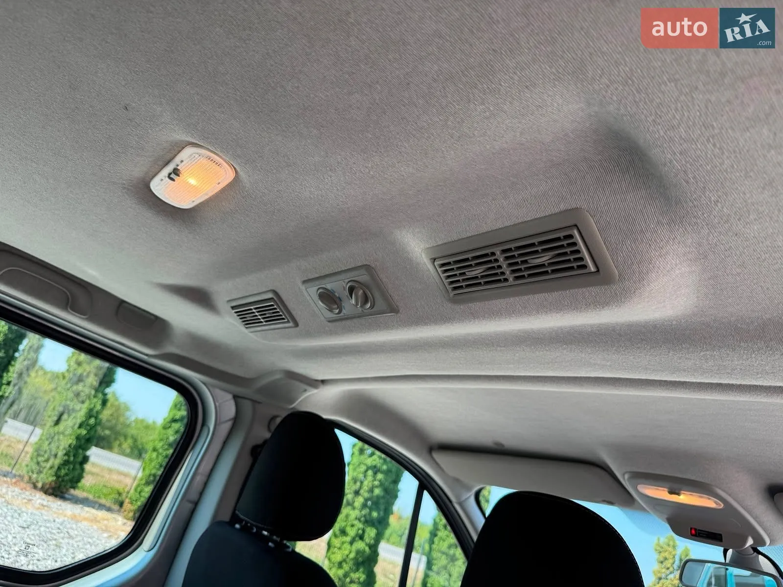 2015 Opel Vivaro - мініатюра 23