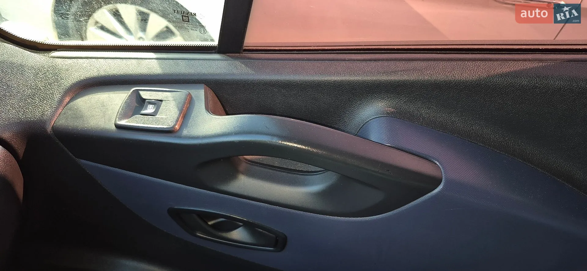 2015 Opel Vivaro - мініатюра 31