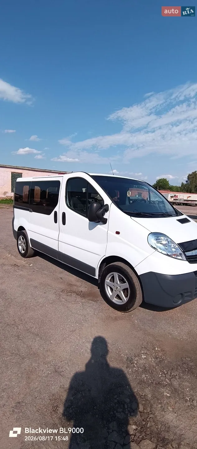 2011 Opel Vivaro - фото 1