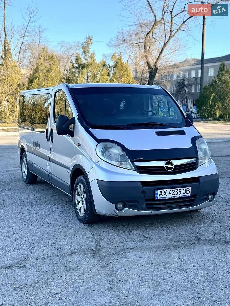 2011 Opel Vivaro - фото 1
