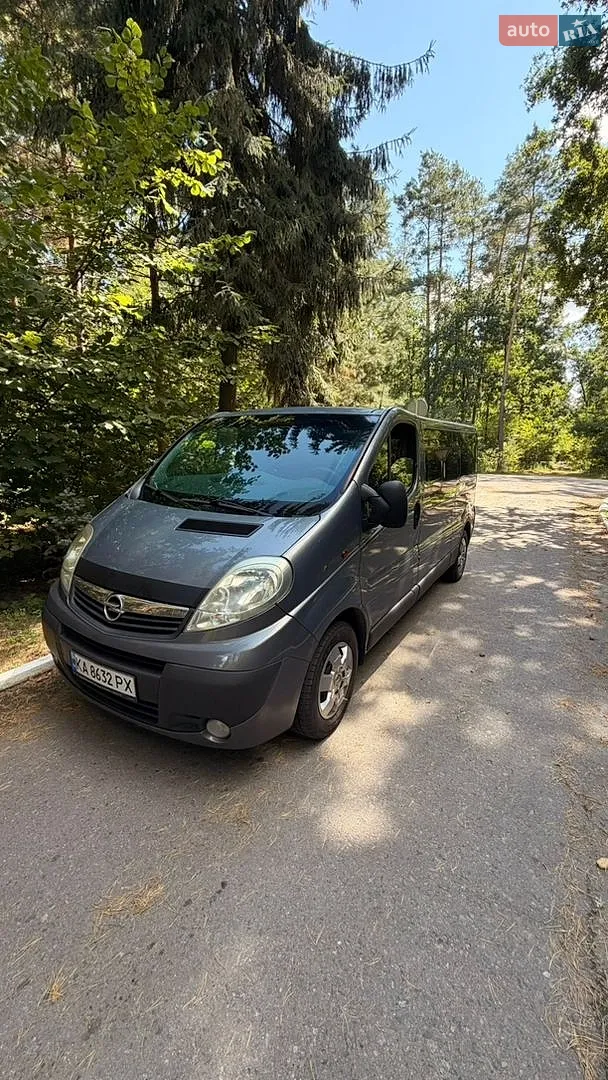 2012 Opel Vivaro - фото 1