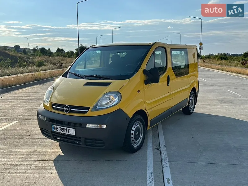 Opel Vivaro 2004