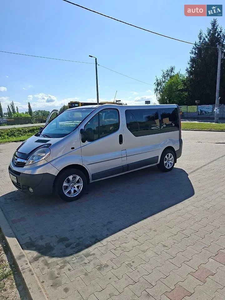 2010 Opel Vivaro - мініатюра 23