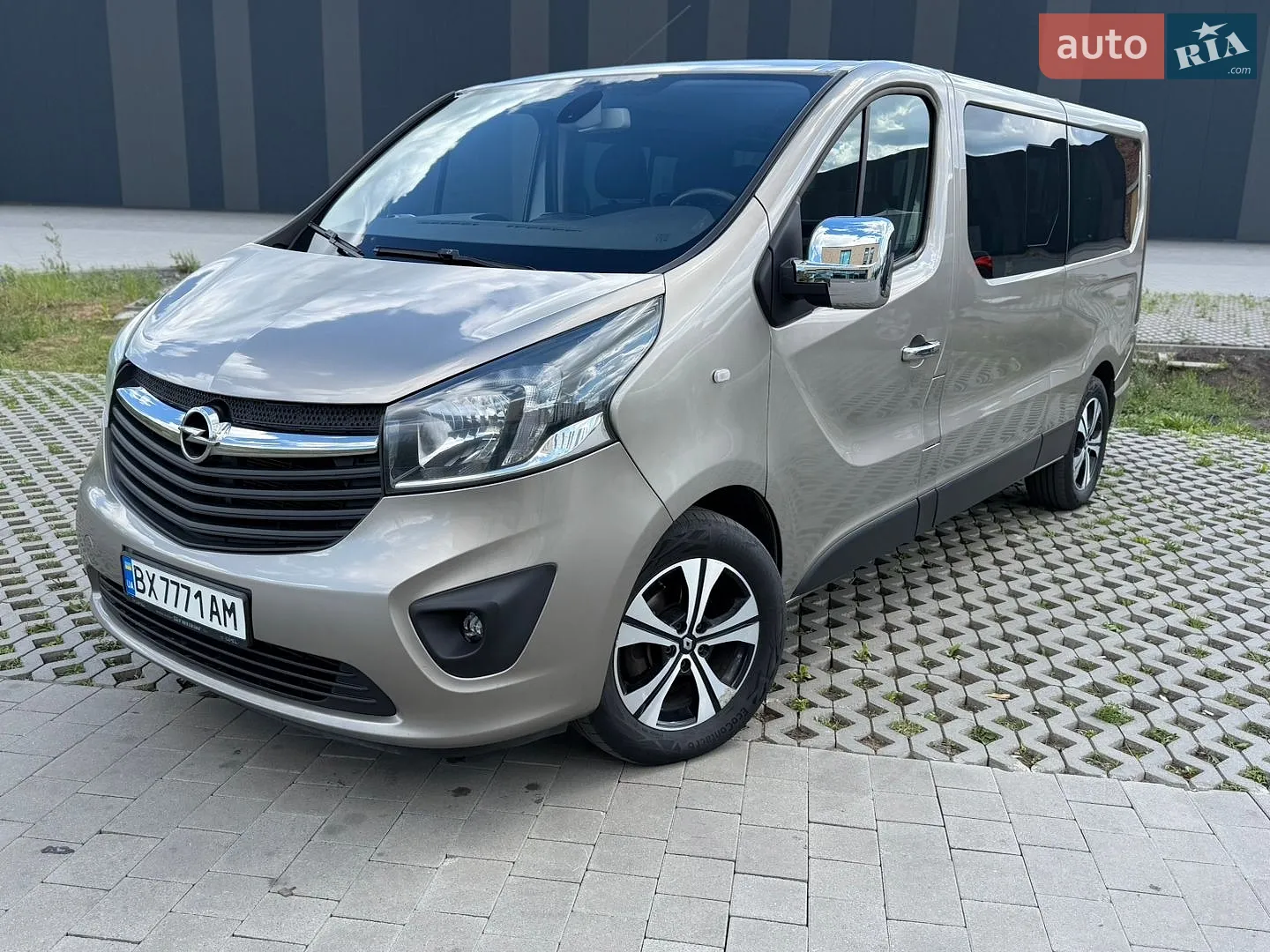 2015 Opel Vivaro - мініатюра 3