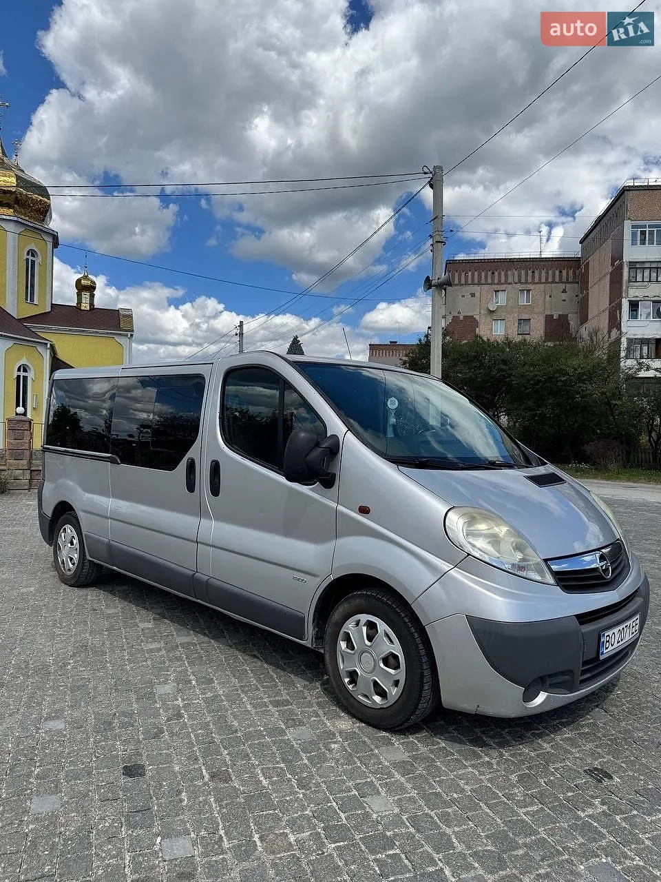 2010 Opel Vivaro - мініатюра 2