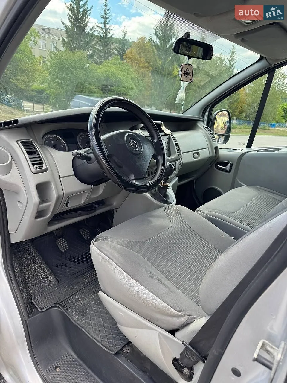 2010 Opel Vivaro - мініатюра 17