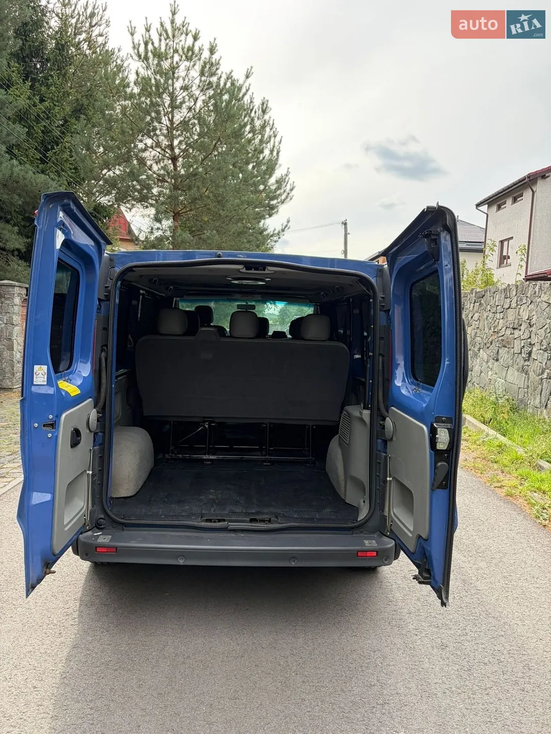 2010 Opel Vivaro - мініатюра 6
