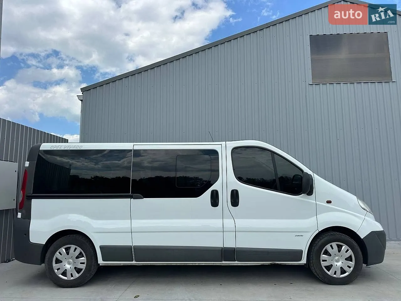 2011 Opel Vivaro - мініатюра 2