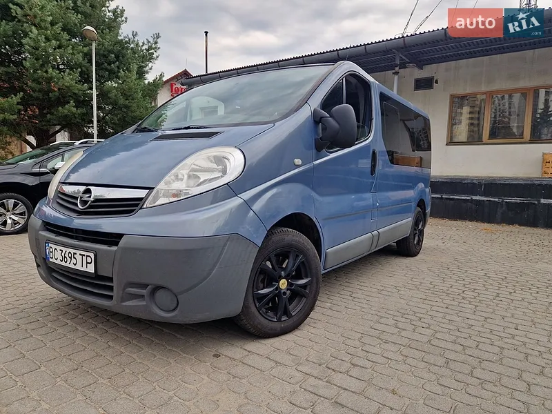 Opel Vivaro 2014
