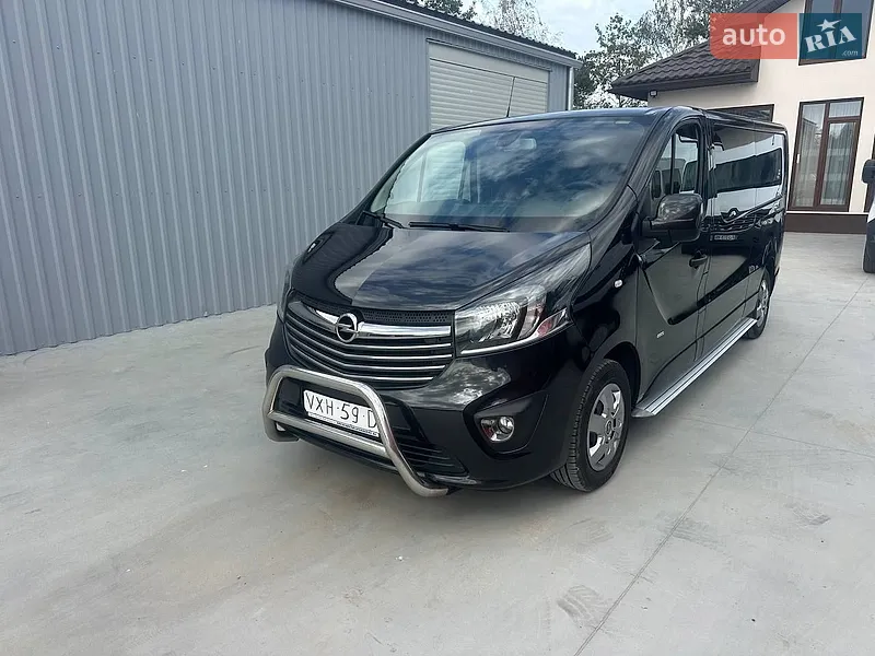 Opel Vivaro 2016