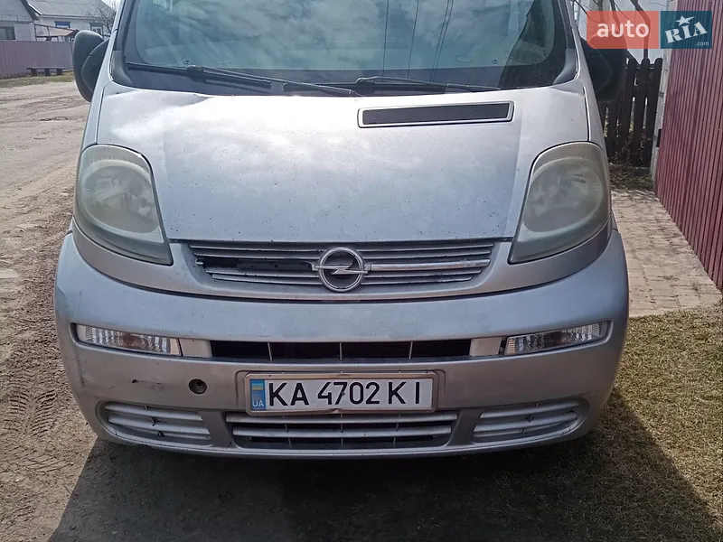Opel Vivaro 2006