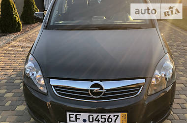 Купе Opel Zafira Life 2010 в Ковеле